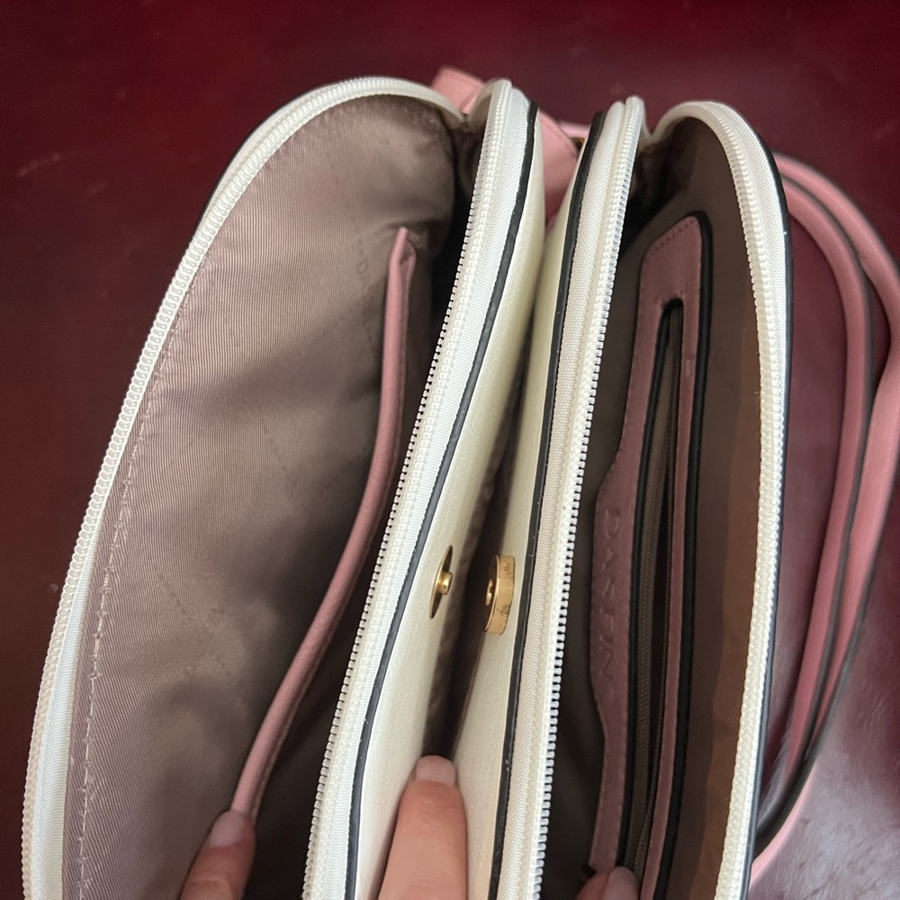 Pink cross body - Picture 3 of 5